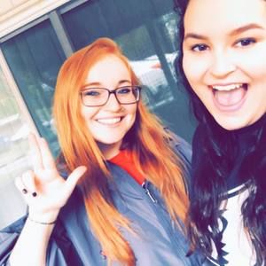 Meet your Posher, Claire